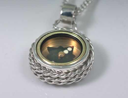 Rope in Silver Compass Pendant Rope in Silver Compass Pendant
