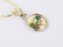 Tsavorite Garnet Gold Necklace