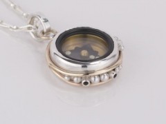 Gold Waves Silver Compass