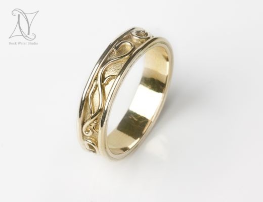 Bespoke Celtic Design 18k Gold Wedding Ring (g384)