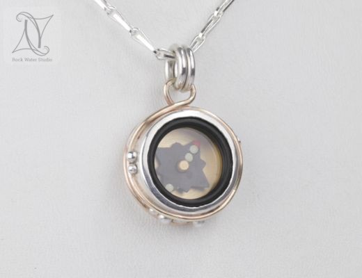 gold waves silver compass pendant (g420)