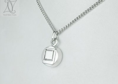 4 corners silver compass necklace birthday gift (g472)