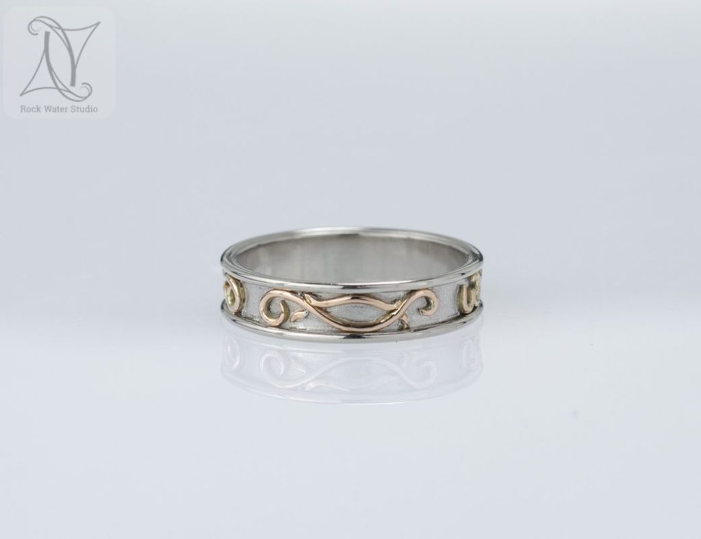 handmade Celtic gold wedding ring for a man (g484)