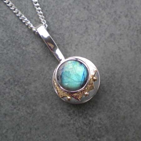 Silver Compass Pendant gift for girlfriend (g532)