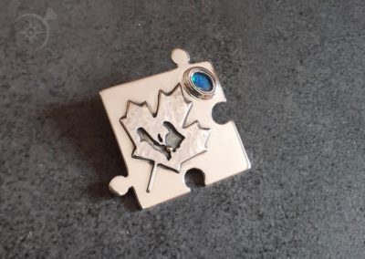 Maple Leaf Silver Jigsaw Pendant g542