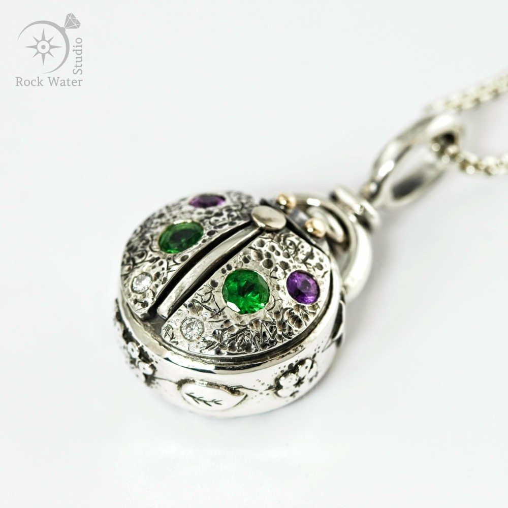 LadyBug Compass Pendant in Silver LadyBug Compass Pendant in Silver