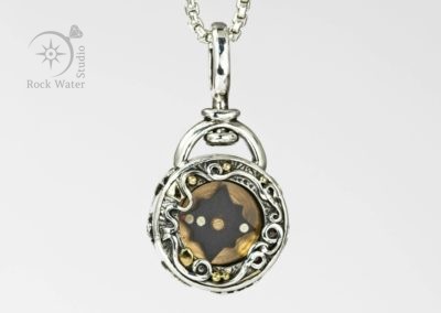 Working Compass Silver Pendant (G581)