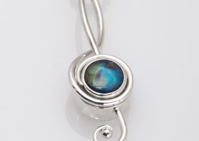 Labradorite in musical silver treble clef pendant with working compass (G510)
